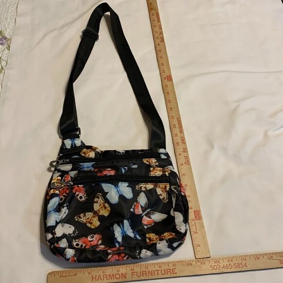 Soyater multi zipper compartment crossbody novelty nylon bag w/butterfly detail. - Picture 4 of 12